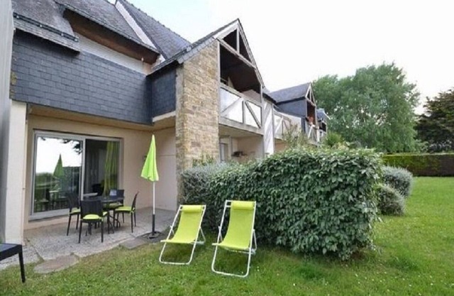 T1 with sea view and access 30 meters