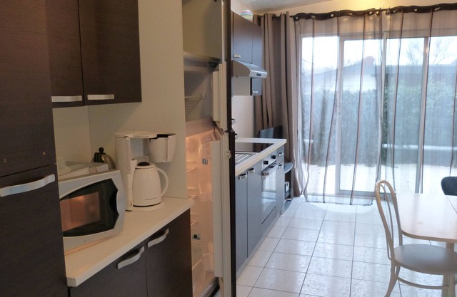 Apartamento T2 con terraza a 250 m de la playa - (H)