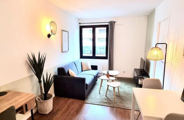 T2 Bohème - Balcon - Clim - Métro - WiFi