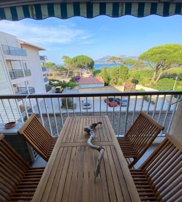 T2 Calvi vue mer