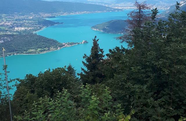 T2 lake Annecy view