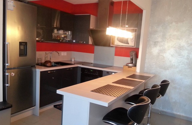 T2 NEW DESIGN TEAM AND FURNITURE