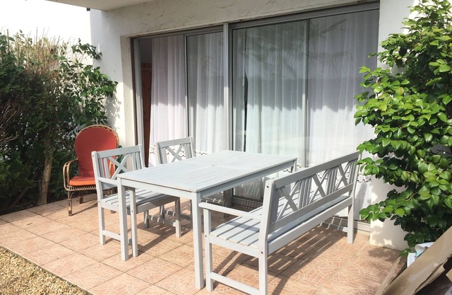 T2 en planta baja con jardín privado de 68m2.