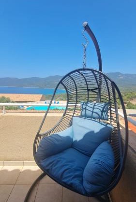 T2 vue mer clim dans résidence 3 piscine chauffée saison & plage à pied