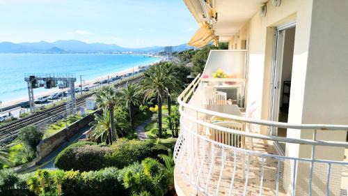 T2 vue mer et plage, 6 personnes by Palmazur