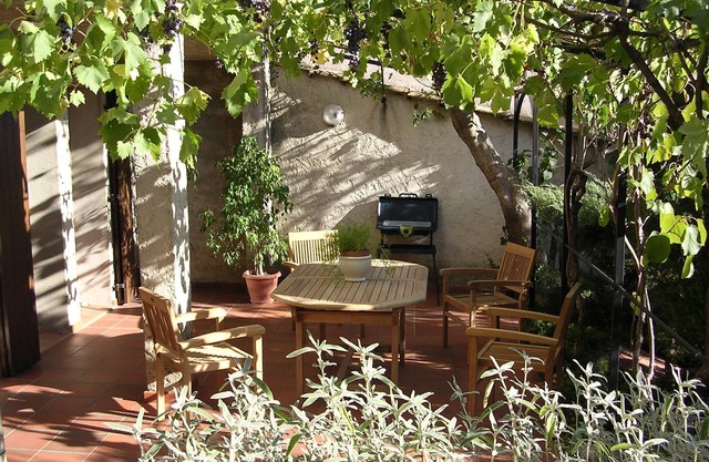 T2 con terraza, jardín y WIFI entre el parque Luberon y el parque Verdon