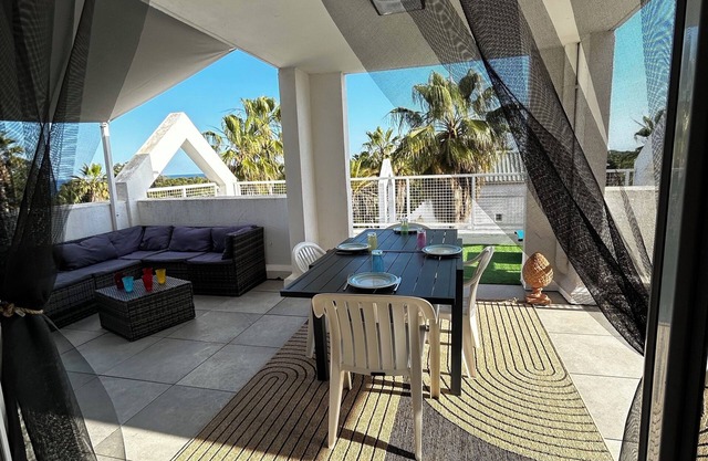 DÚPLEX T3, pies en el agua, con gran terraza, vista panorámica al mar