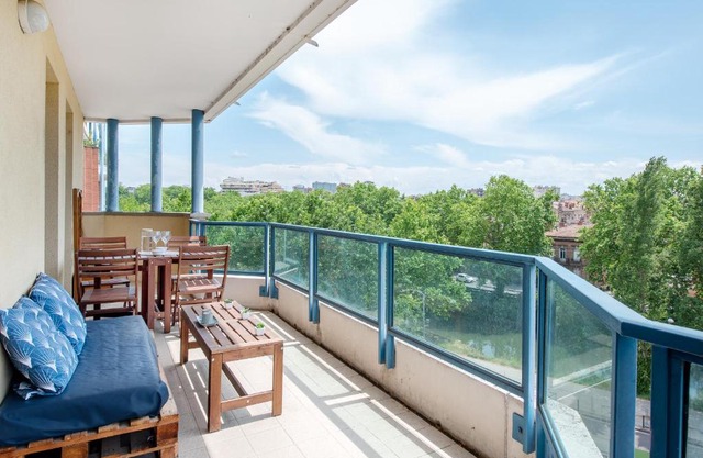 T3 - Grand Balcon vue canal - A 3 pas de la Gare