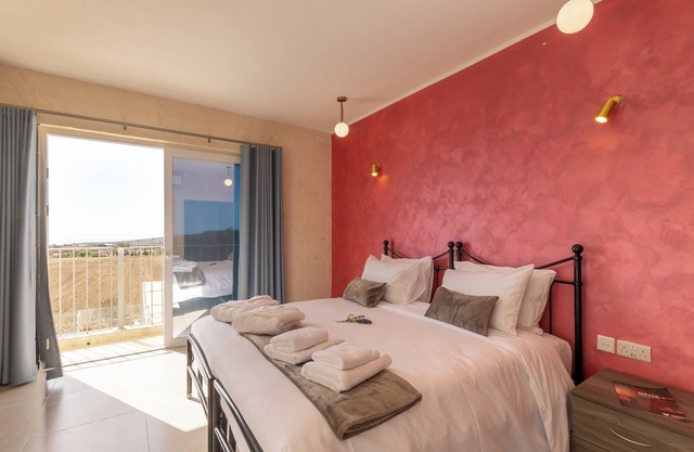 Ta'Battista B&B & Pool - Il-Wilġa, IX-XEWKIJA, GĦAWDEX, Malta