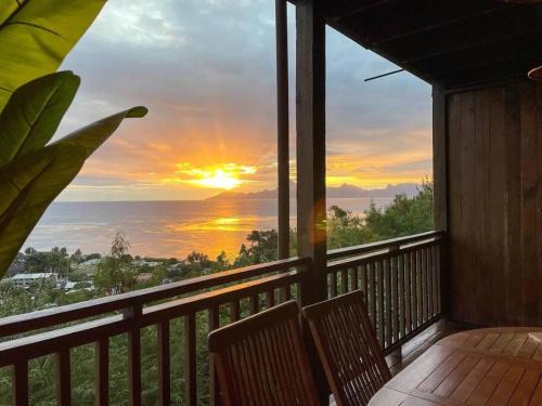Taapuna SunSet Moorea View