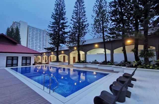 Tagaytay Country Hotel