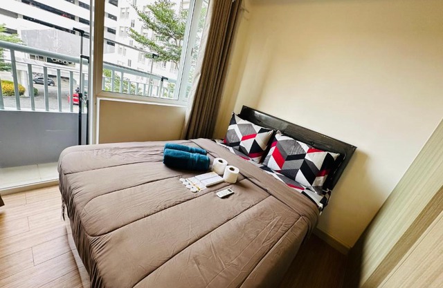 Taguig 1 Bedroom with balcony Grace Residences Near Bgc