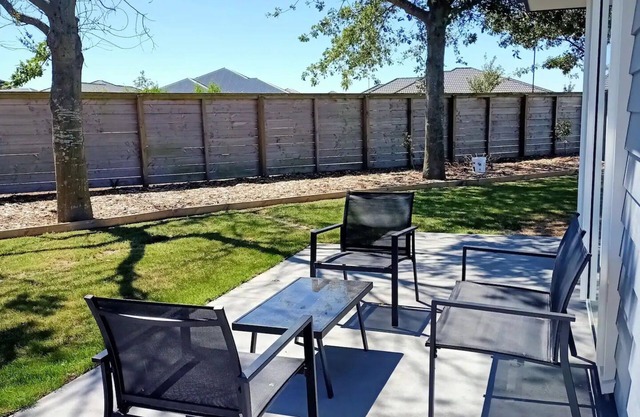 Taita House 2 Bedroom Flat (Near Christchurch)