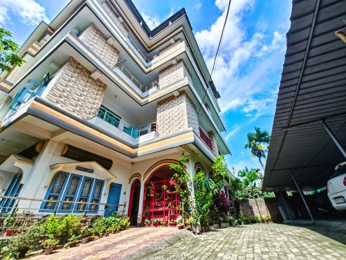 TAJ RESIDENCY Holiday Homestay -Entire 1BHK & 2BHK private apartments -call 767OOO54OO