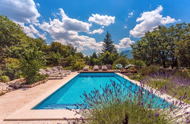 Villa Tajina Kuca with private pool