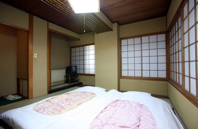 Takasaki Ekimae Plaza Hotel