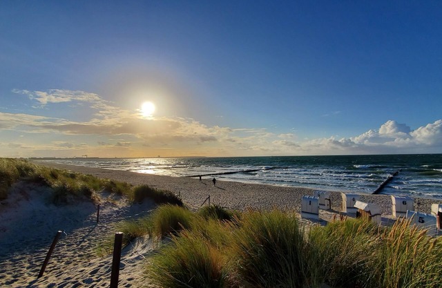 Take a vacation in this cozy vacation apartment near the beach & with balcony