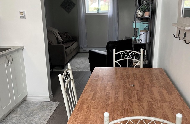 Take it easy at this unique and tranquil getaway mins away from Downtown CBS