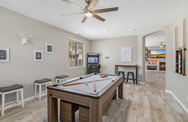 Take Me To The Mountains | Game Room | Fire Pit | Fenced Yard | Dog Friendly