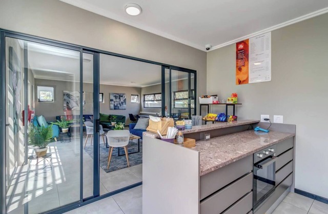 Tali La in - 2Bed - 2Bath Fourways-Sandton