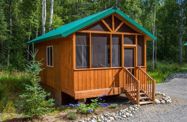 Talkeetna Wilderness Lodge - Studio Cabin #1 – Queen Bed
