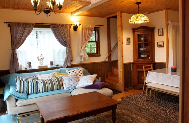 Tall Hollyhock / Ito Shizuoka