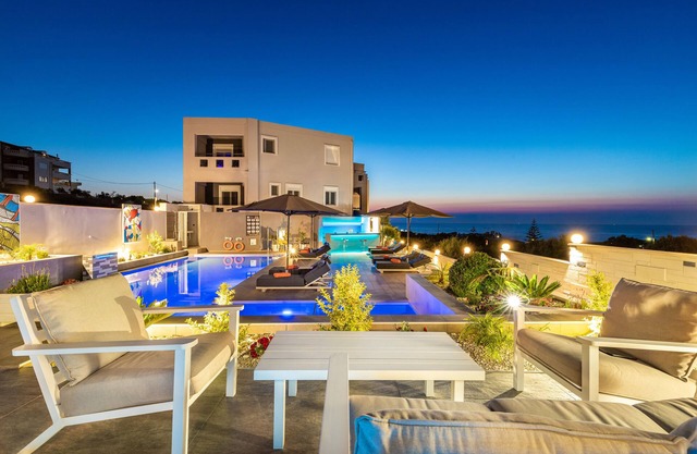 Talos Luxury Suites