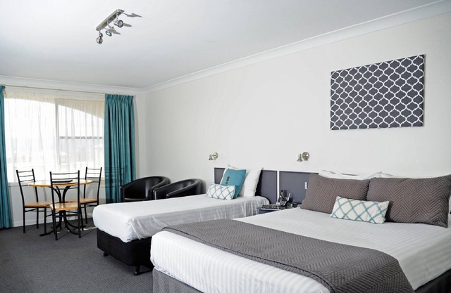 Tamar River Villas