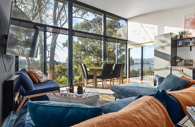 Tamar Valley Treetop Retreat