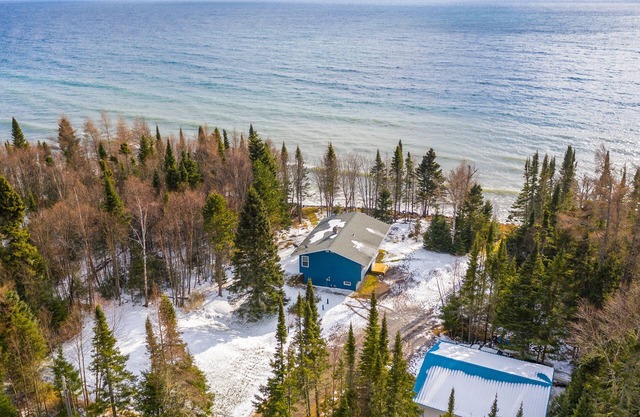 Tamarack House on Lake Superior