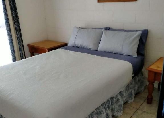 Tamarind Gardens Camping, Caravans, Accommodation
