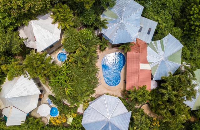 Tamarindo Village Hotel