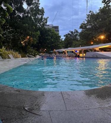 Tambuli Cebu PhStudio Deluxe Seaview with Balcony Tower C 15mins airport