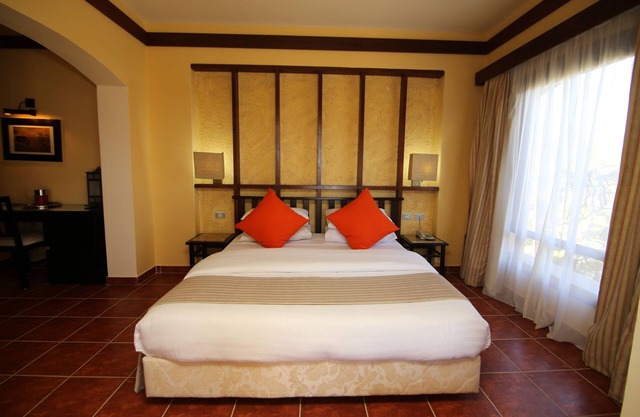 Tamra Beach Resort