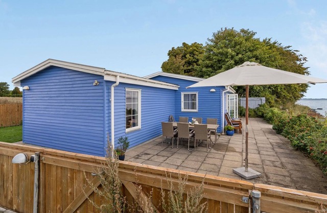 "Tana" - 5m from the sea by Interhome