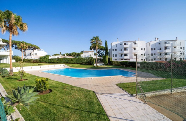 Tangerine Apartment by HelloVacations