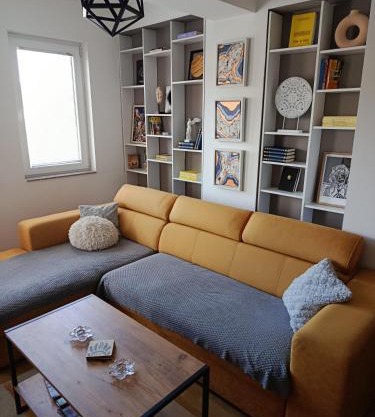 Tangerine Dream Apartment