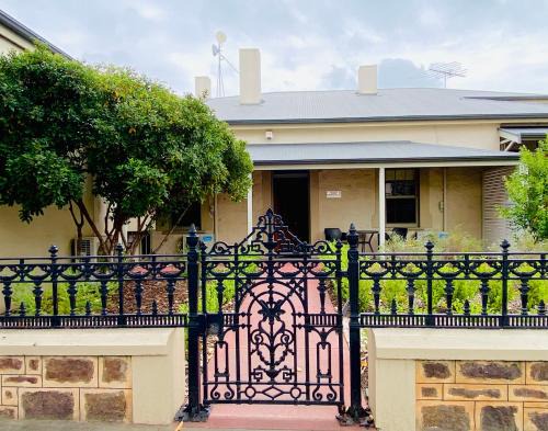 Tanunda Central Cottage