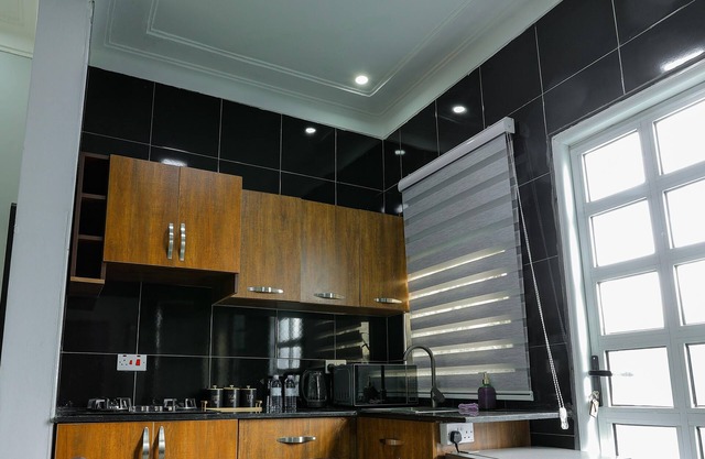 Tanzi Homes Nyonyozi