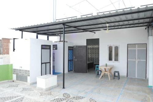 Tara Home Stay