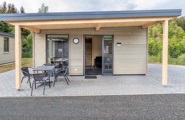Bonito bungalow en Hallschlag con terraza