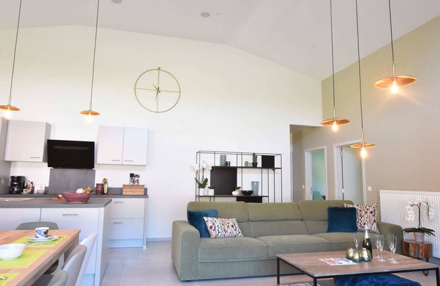 Hermosa casa de vacaciones en Sijsele, Bélgica con jardín