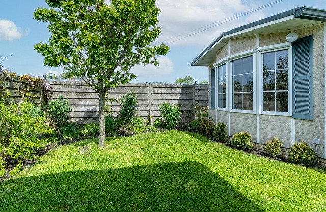 Tastefully decorated chalett in a quiet, beautifully situated, recreation park.