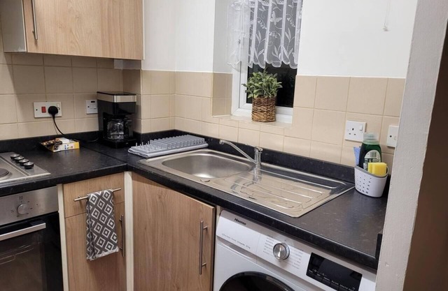Tastefully decorated 1 bed flat near AbbeyWood