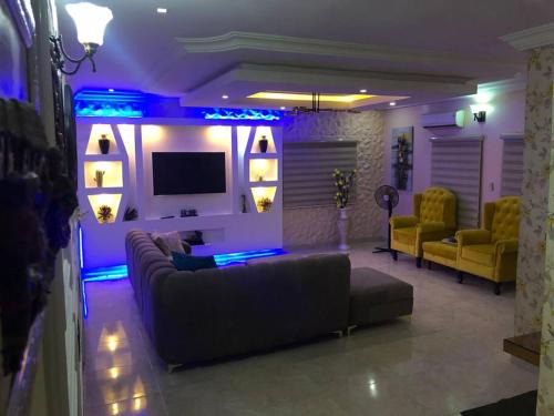 Tastefully furnished 4 bedroom duplex
