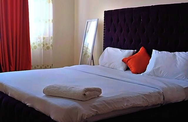 Tatra suites,located on eldoret kisumu road. Kingsquare apartments. 5min town di
