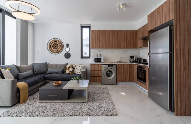 Taupe’s 2-Bedroom Apartment in Larnaca