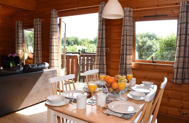 Tawny Owl Lodge