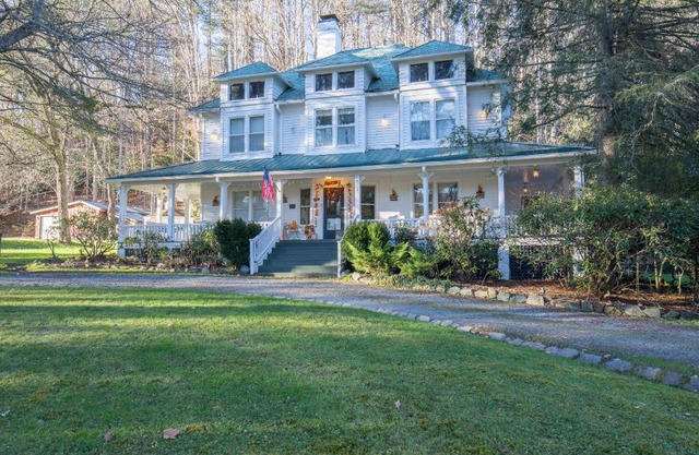 Taylor House Inn