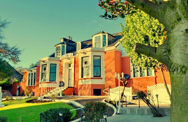 Tayview Hotel